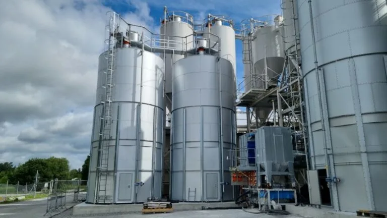 silo for spackel i glanshammar jpg