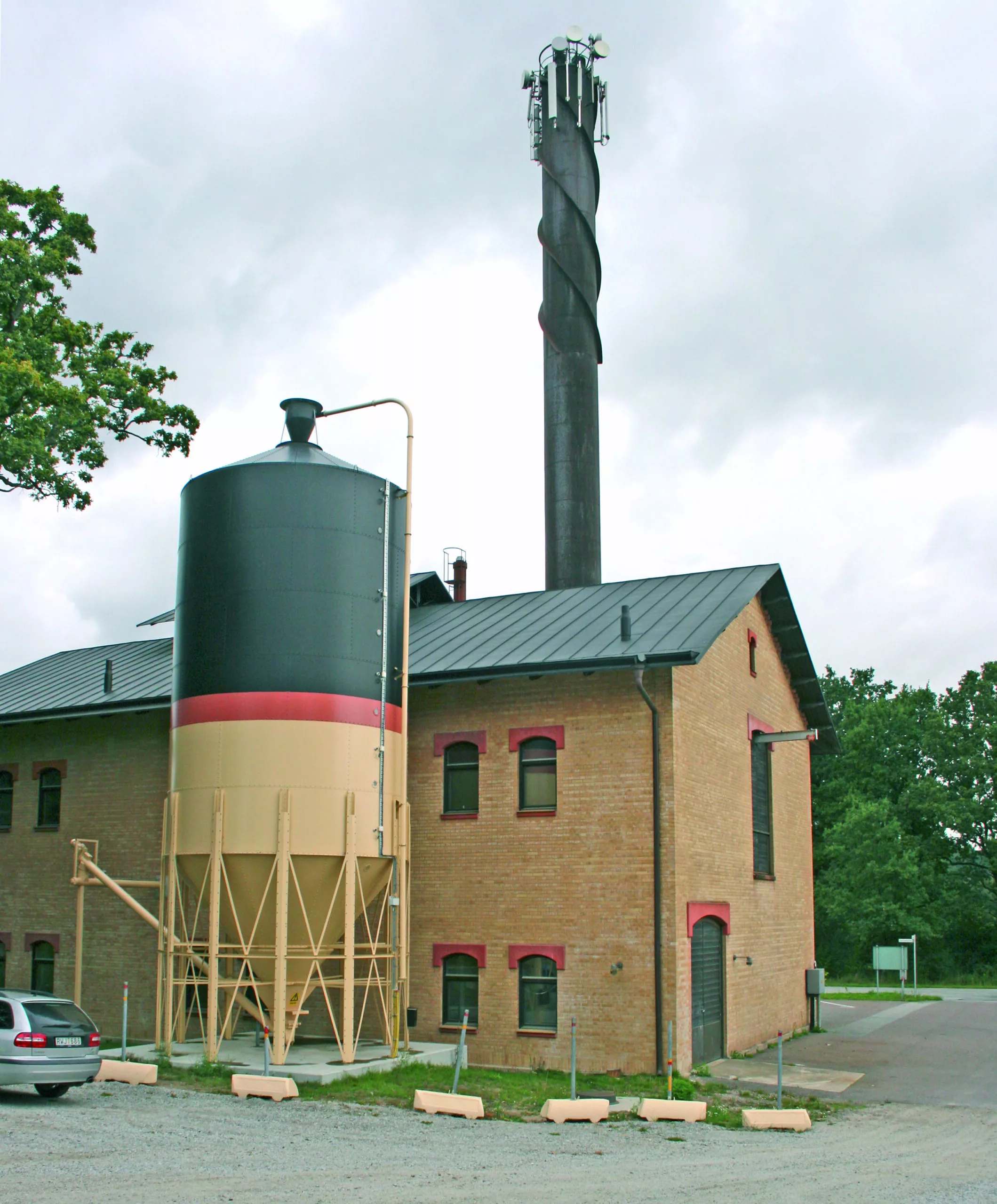 Målning av silo - Bild 3