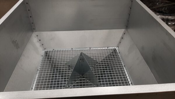 Materialpåslag med Unik-skruvlåda med Konisk Förhöjning 2000 liter & Stor Säckkniv - Bild 4